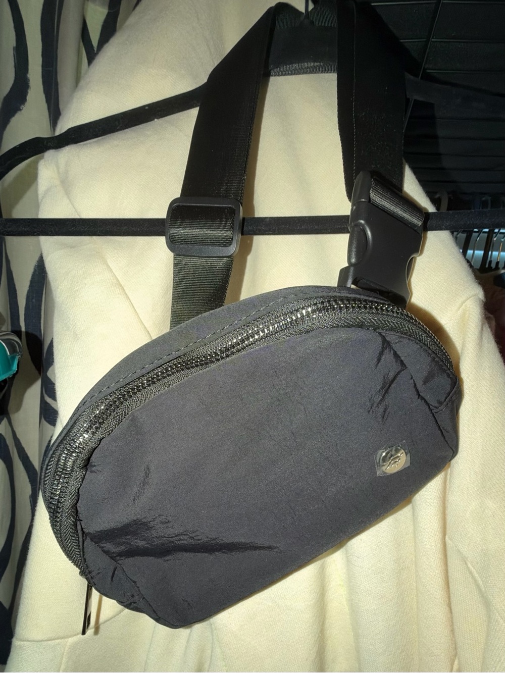 HALARA Black Mini Crossbody Waist Bag